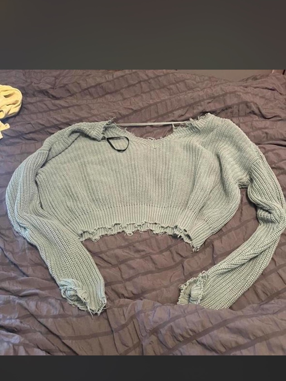 Forever 21 Cropped Distressed Knit Sweater - Sage Green